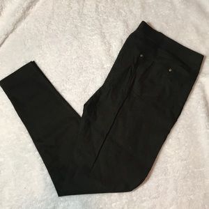 Dark olive skinny jeggings